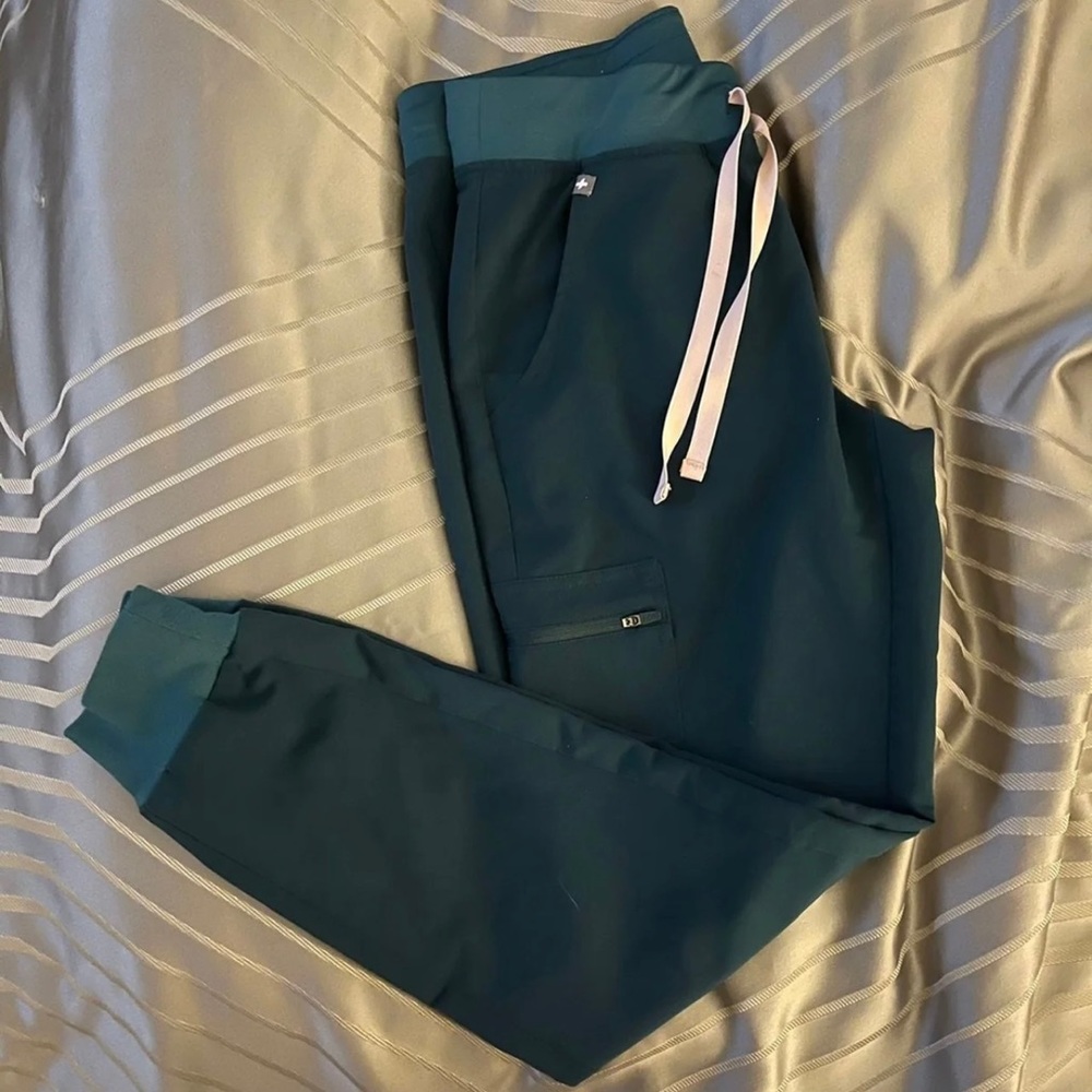 FIGS Caribbean Blue Zamora Joggers Small/Reg